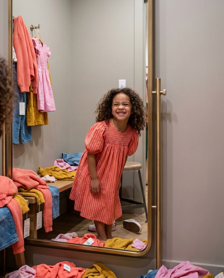 Dressing Room Chaos — image 4 of 6