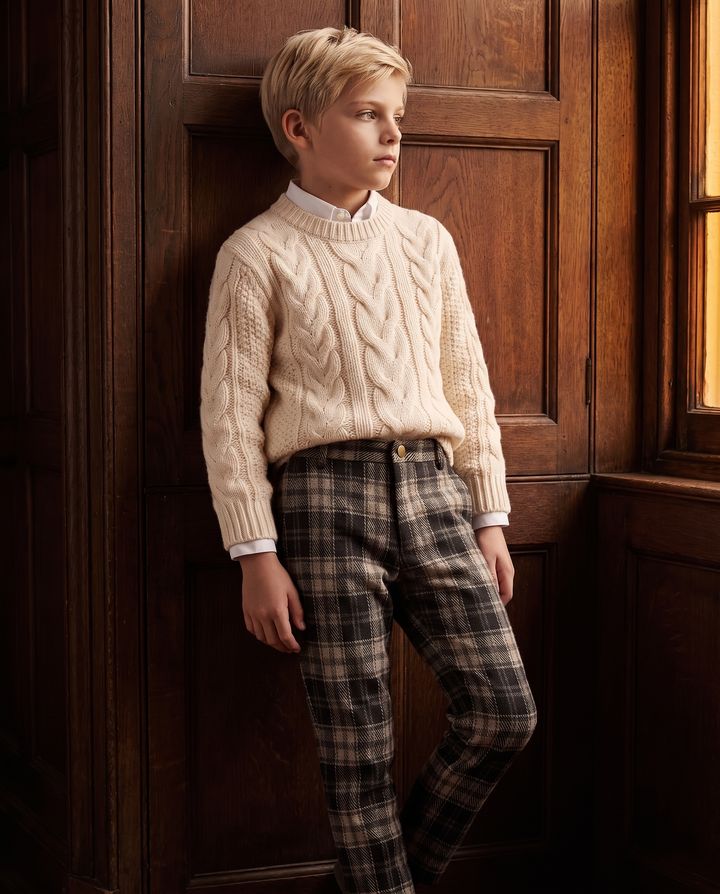 Young classic. — image 6 of 6